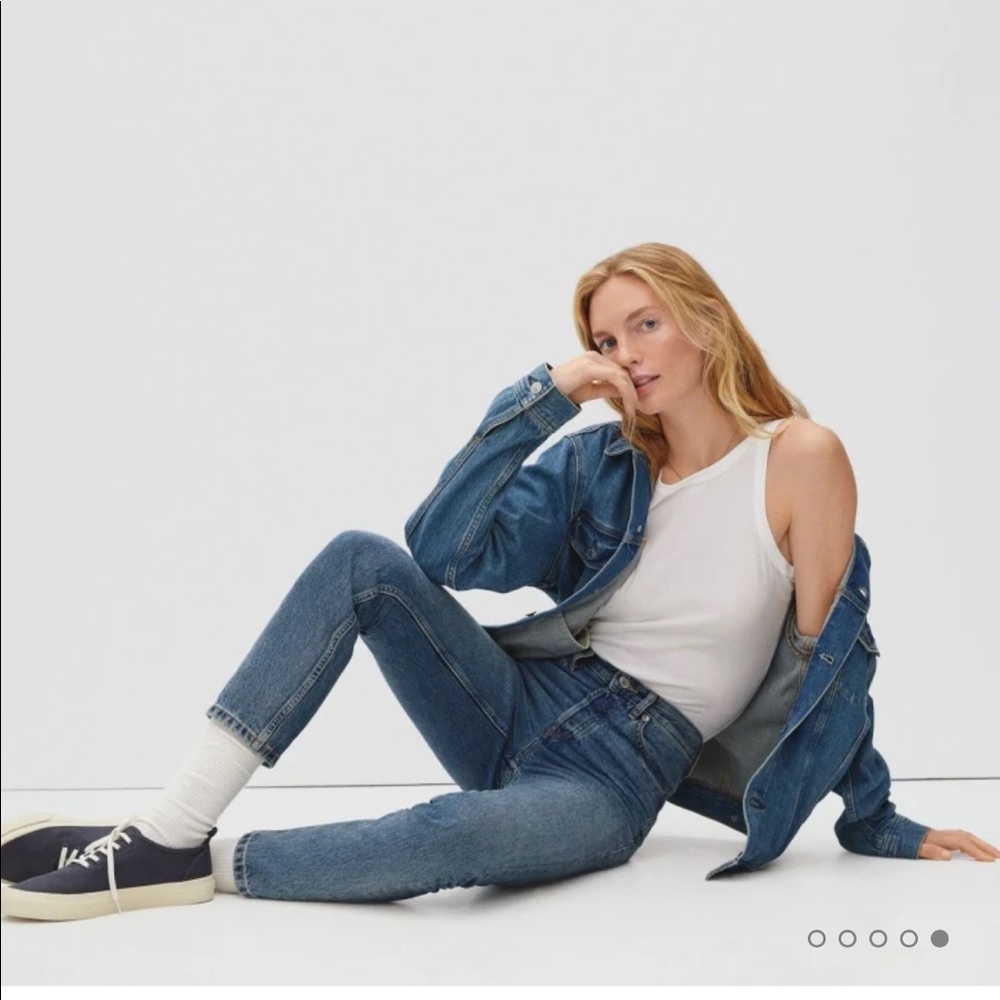 Everlane 90s Cheeky Jean